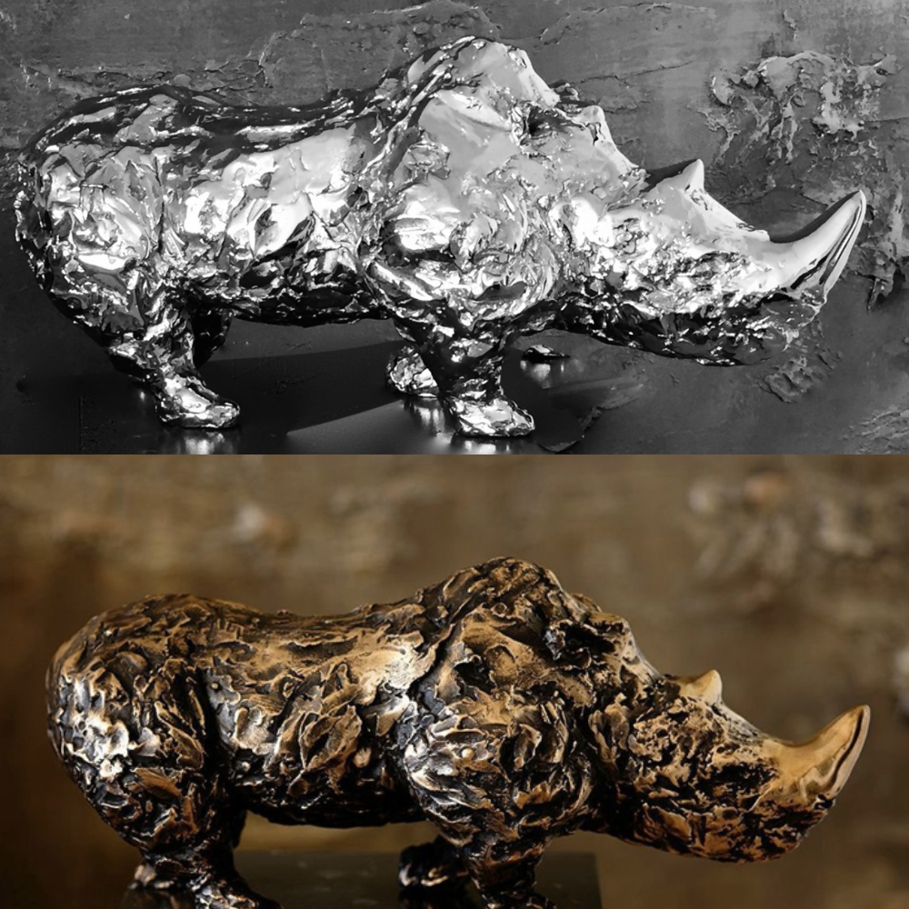 Cette sculpture existe en deux éditions.



La version en bronze évoque la puissance brute et terrestre du rhinocéros, avec une texture qui rappelle les paysages africains dont il est issu.



La version en bronze chromé apporte une dimension contemporaine. Son effet miroir invite chacun à se voir dans l’avenir du rhinocéros et à reconnaître notre rôle dans sa survie.



Une partie des bénéfices de chaque sculpture est reversée à l’African Wildlife Foundation, pour soutenir la protection et la préservation des rhinocéros à l’état sauvage.